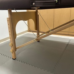 【新品】持ち運び式エステベッドの画像