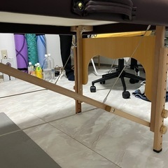 【新品】持ち運び式エステベッドの画像