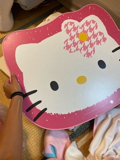 新品未使用 レア物 キティちゃん コーヒー　テーブル