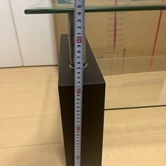ガラステーブルの画像