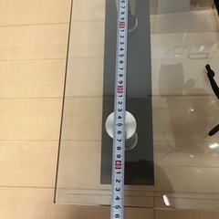 ガラステーブルの画像