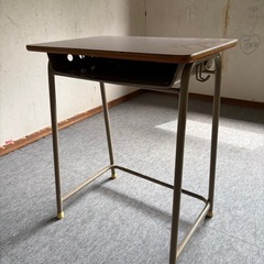 【無料】学習塾廃業につき 机椅子セット43組｜火曜引取限定・積込手伝いますの画像
