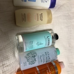 新品化粧水セットの画像