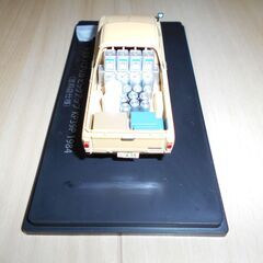 アシェット1/43トヨタパプリカピックアップ1984（塗料店仕様）の画像
