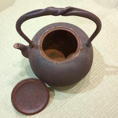 鉄瓶/500円の画像