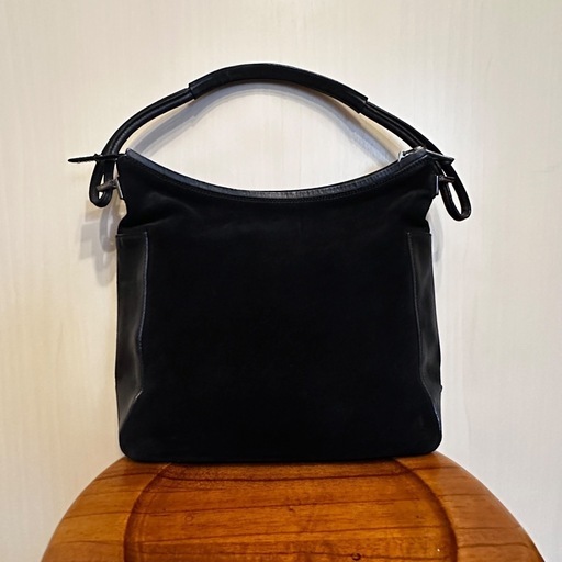 GUCCI ショルダーバッグ スウェード 黒