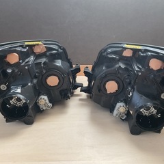 ヴォクシー zrr70 zrr75 ヘッドライト の画像