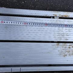 作業にキャンプに！　アルインコ　アルミ足場台２段　小サイズ版　足場幅は約68cm の画像