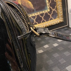 スクエア エナメルバッグの画像
