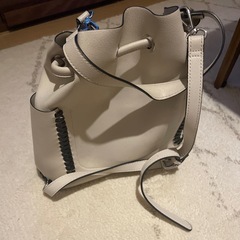 ZARA ハンドバッグ　底のマチ25cm×18cmの画像