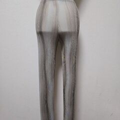 ISSEY MIYAKE FETE イッセイミヤケ プリーツパンツ 2 グレーの画像