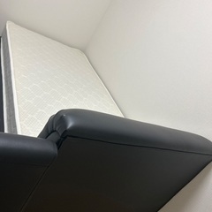 シングルベッド➕シングルマットレスの画像