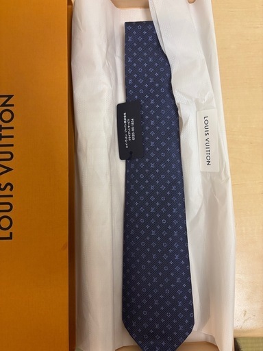 新品　ヴィトンネクタイ