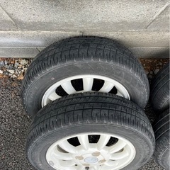 ラパン純正ホイールタイヤ付きの画像