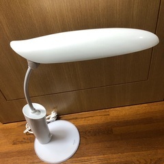 Panasonic電気スタンド 電球はありませんの画像