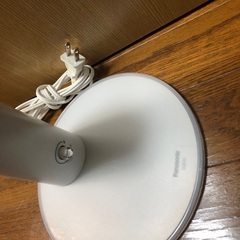 Panasonic電気スタンド 電球はありませんの画像