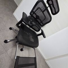 定価15.1万円　エルゴヒューマンプロ　オットマン内蔵型　2022年購入品の画像