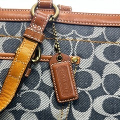 美品✨COACH コーチ シグネチャー トートバッグ レザー レディースの画像