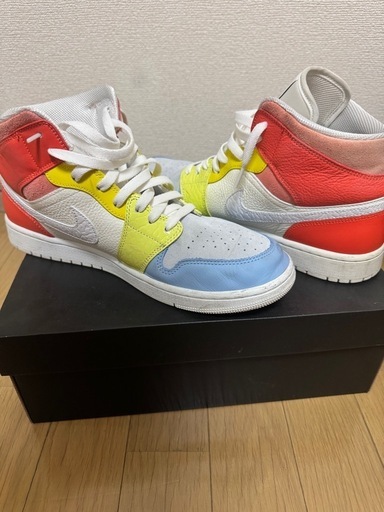 靴/バッグ Nike Women's Air Jordan 1 Mid 