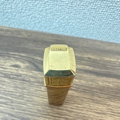 ジバンシー ガスライター ゴールドの画像