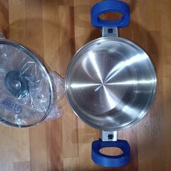 タカトシ レーベンLEBEN　両手鍋 16cm　2.1リッター　持ち手　取り外し可能　保存用フタ付きの画像