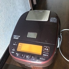 炊飯器と扇風機
の画像