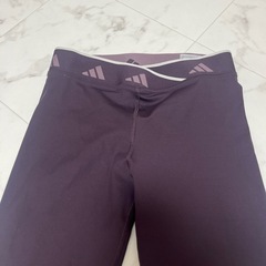 アディダス adidas スポーツウェア 【新品未使用】レギンス ワインレッドの画像