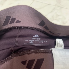 アディダス adidas スポーツウェア 【新品未使用】レギンス ワインレッドの画像