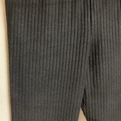 リブニット生地　パンツ　レディースの画像