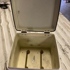 ①中古ボックスの画像
