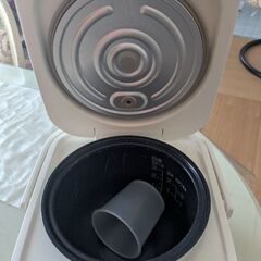 炊飯器の画像