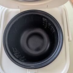 炊飯器の画像