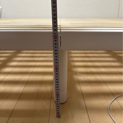 ベットフレーム　クイーンサイズの画像