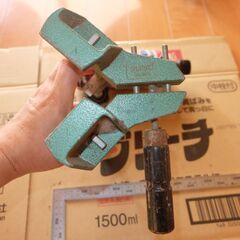 SOMAX ソマックス NO.366 出止バイス 出止めバイス コーナクランプ 8寸 万力 固定 加工 木工 建築 DIY 大工の画像