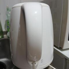 電気ポット　(少し難あり)の画像