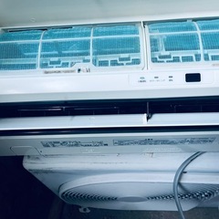 東芝エアコン10畳　中古2013年　工事可の画像
