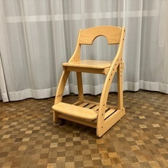 学習椅子の画像