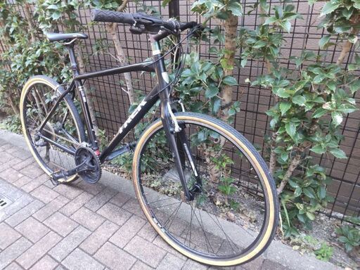 トレック クロスバイク 7.4FX