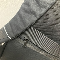 【受付中】未使用品　ビジネスリュック　15.6インチノートPC収納可能　黒色　KEYUCAの画像