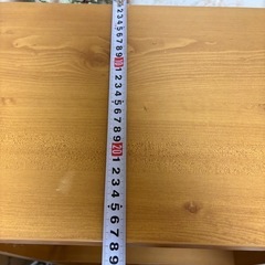 ナチュラルな木目調が魅力の3段シェルフの画像