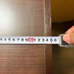 ブラウンの3段シェルフの画像