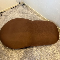 座椅子　ベージュ　背もたれリクライニングの画像