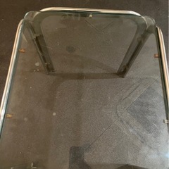ガラステーブルの画像