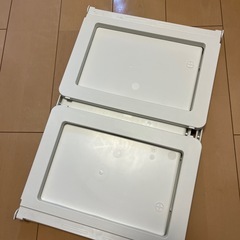 白　折り畳み式　ミニテーブルの画像