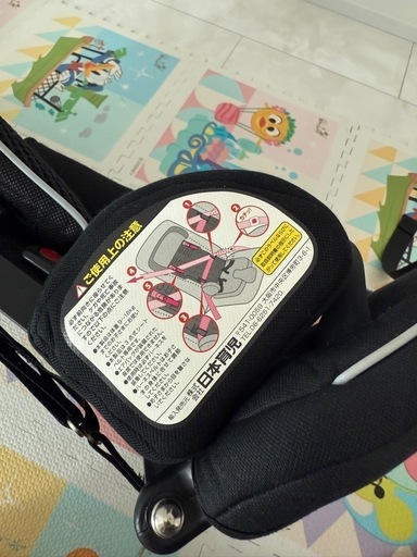 日本育児 ジュニアシート ブラック