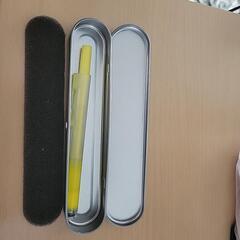 ペンケースの画像