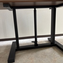 【決まりました】
ダイニングテーブルの画像