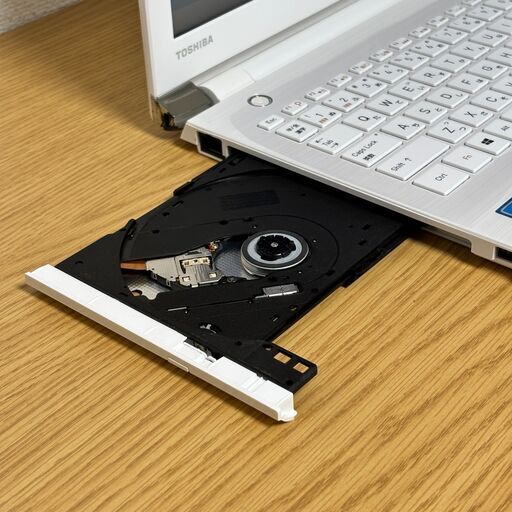 今週中は2,000円OFF！】【美品】東芝 dynabook✨白 SSD256GB