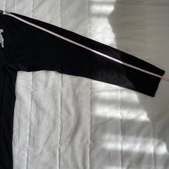 デサント　　トレーニングシャツの画像