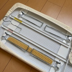 山崎実業 軽量ペアプレス アイロン台 フック付き G-1の画像